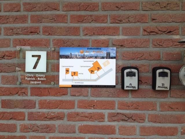 Eindhoven 2 Sleep Bed & Breakfast エクステリア 写真